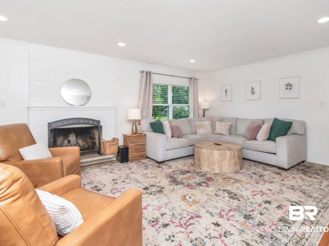 620 Tuthill Lane