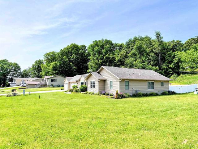 62144 Sugar Loaf Trail