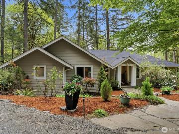 6217 76th Ave Ct NW, Gig Harbor, WA 98335 | MLS #2510