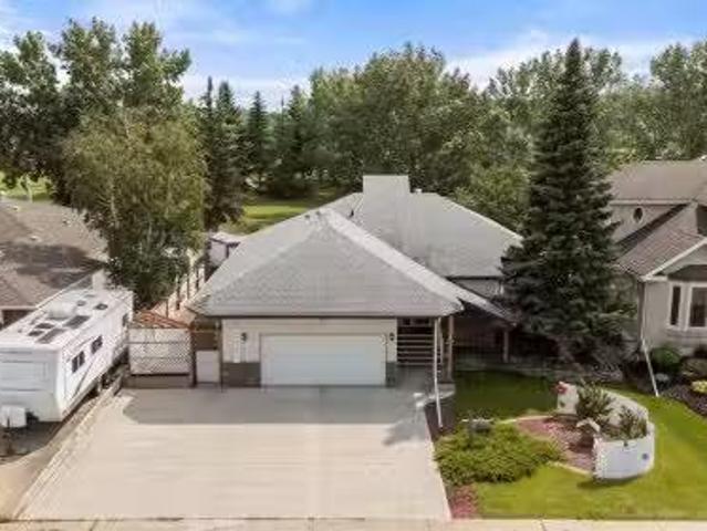 6210 53 Avenue, Camrose, AB, T4V 4H4 house for sale Listing.