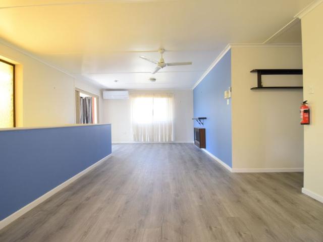 6/210a West Street