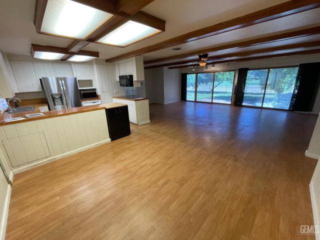 6212 Bel Aire Way