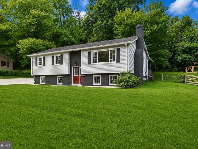 6212 Thornwood Drive
