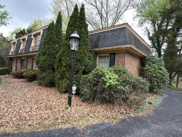 621 Claymont Estates Dr, Chesterfield, MO 63017 | MLS #26021