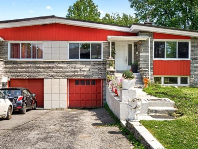 621 Boul. Pine Beach, Dorval, QC, H9P 2K2 house for sale | Listing ID 17941 | Royal LePage
