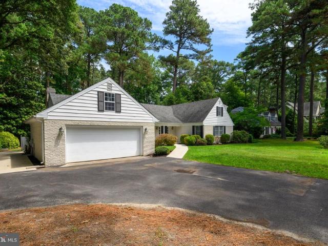 621 Douglas Road