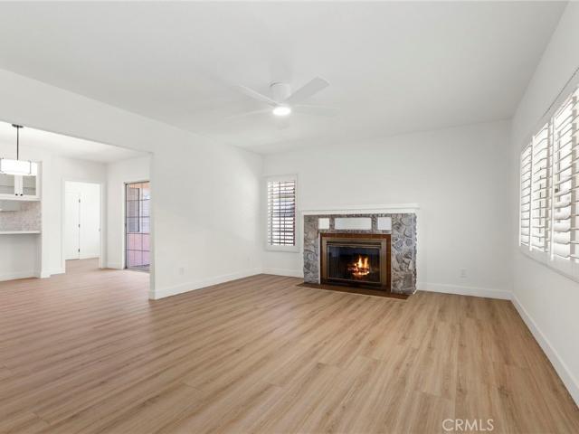621 E Myrtle