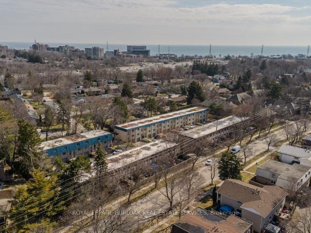 621 Francis Road, Burlington | Expired, W12926 | Condos. Ca