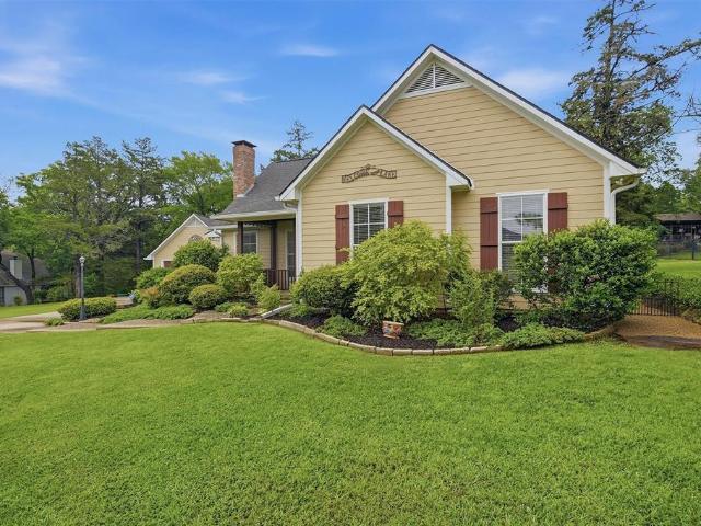 621 Kiowa Drive E