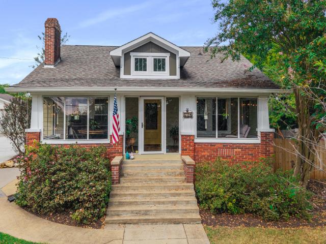 621 Highland Avenue NW