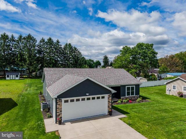621 Lehigh Ln