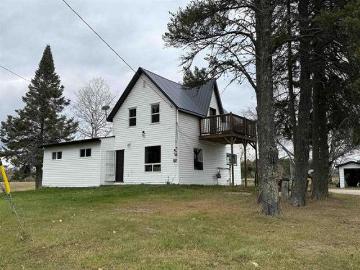 House for sale in Treaty Island - Parking
