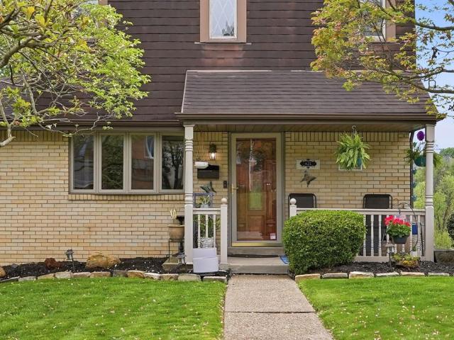621 Portia Dr, Pittsburgh, PA 15236 | MLS #1751