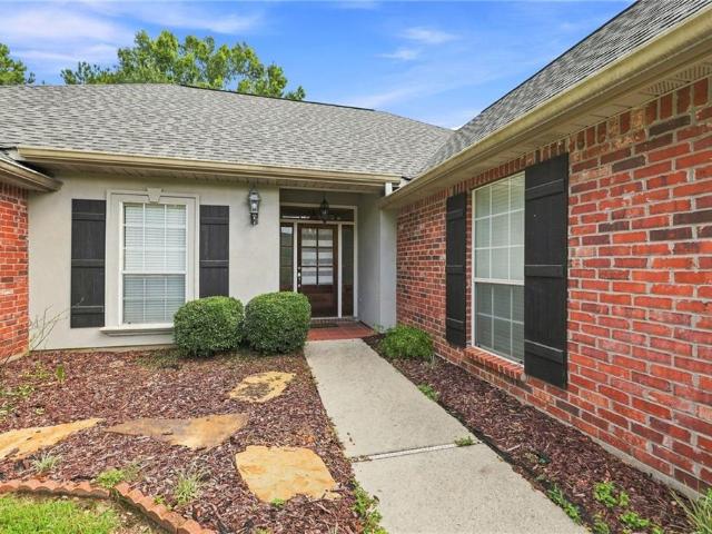 621 Piney Ridge Circle