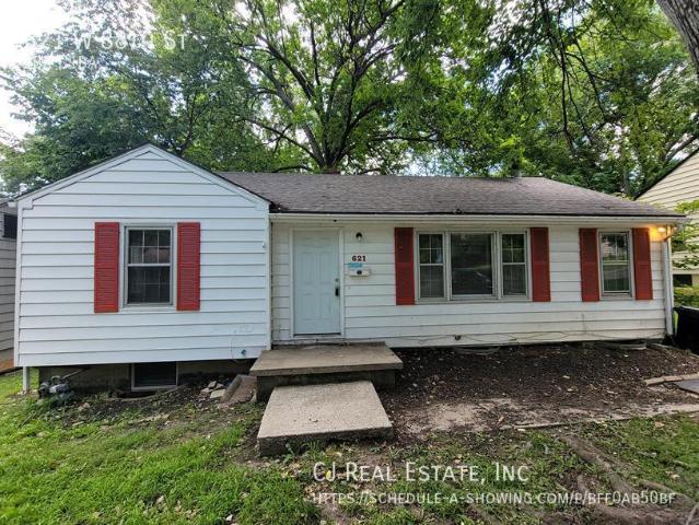621 W 88th St, 2 beds, 1 full bath