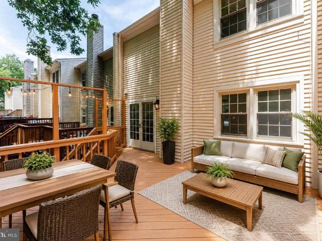 6226 Mockingbird Pond Terrace