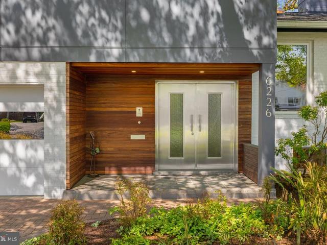 6226 Nelway Drive
