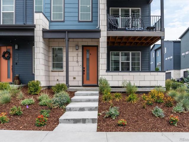 6220 N Dayton Court