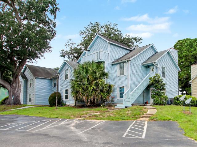6221 Rolling Fork Road H