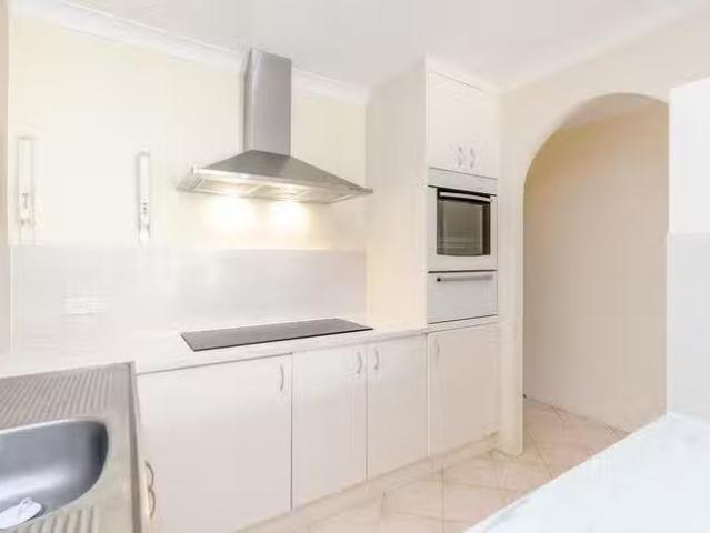 6/22 24 Hindmarsh Avenue, Yokine, WA 6060