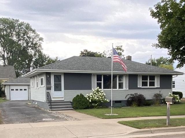 622 9th Ave S, Onalaska, WI 54650