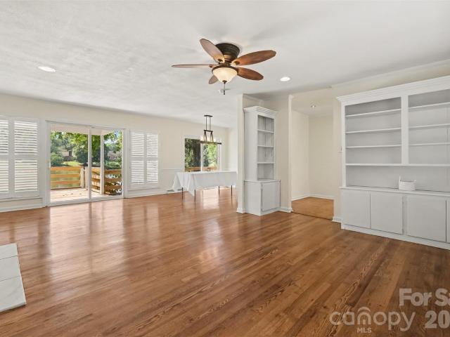 622 Carolina Avenue S # 18