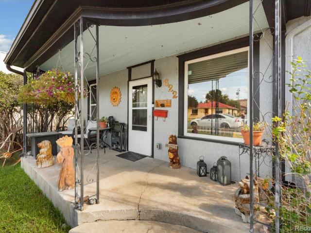 622 W 2nd Street