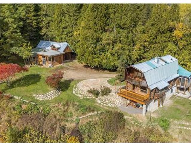 6238 Youngs Road, Winlaw, BC, V0G 2J0 house for sale | Listing ID 10403 | Royal LePage