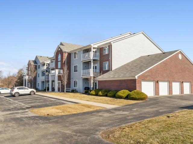 6231 Amber Creek Ln, Unit 310, Indianapolis, IN 46237 | MLS #22086