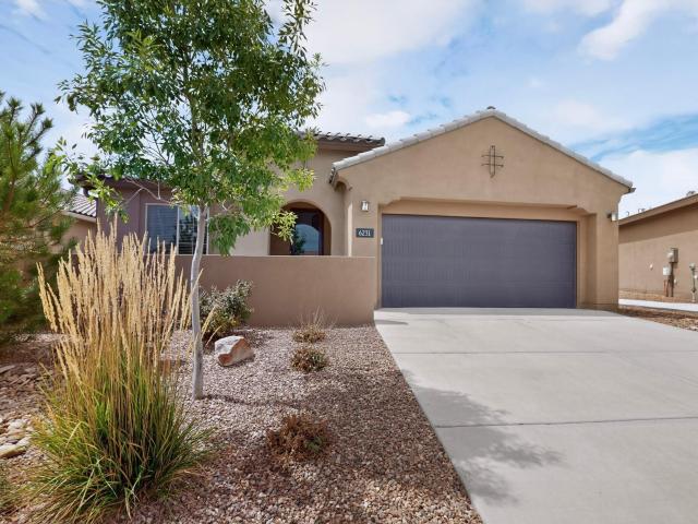 6231 Bryce Canyon Lane NE