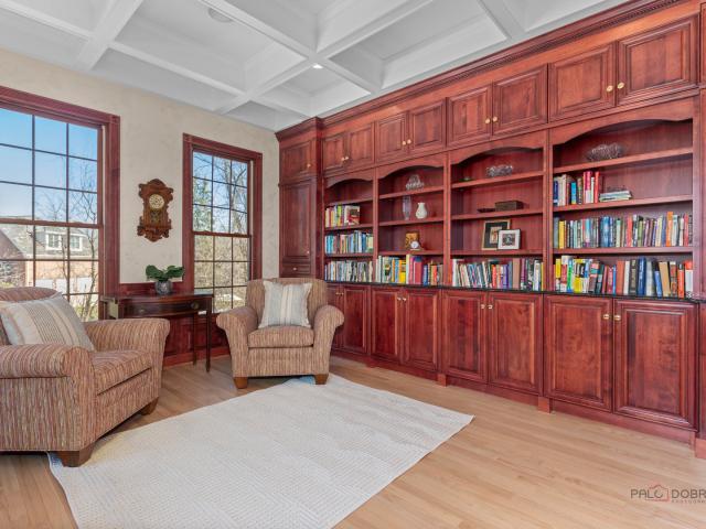 6232 Pine Tree Court