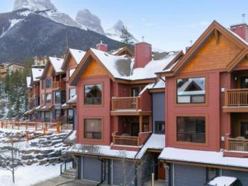 Three Sisters Mountain Village, Canmore, Alberta