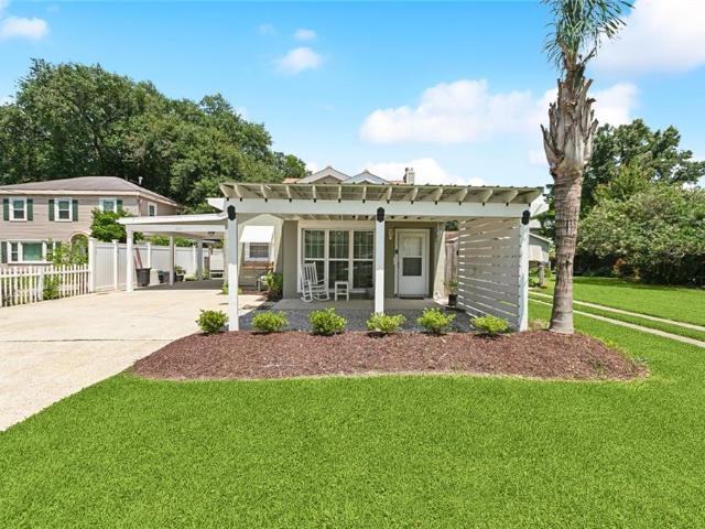 623 Bonnabel Boulevard