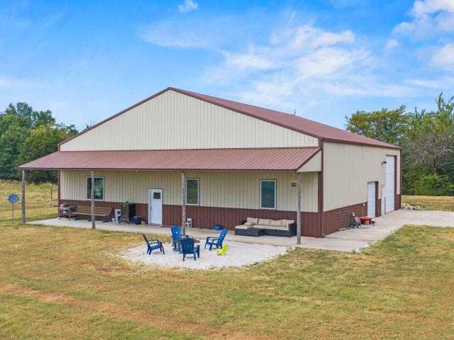 623 E 427th Road