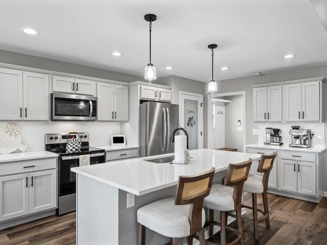 623 N Rdg Drive