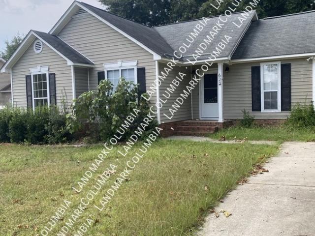 623 Westwood Dr, 3 beds, 2 full baths
