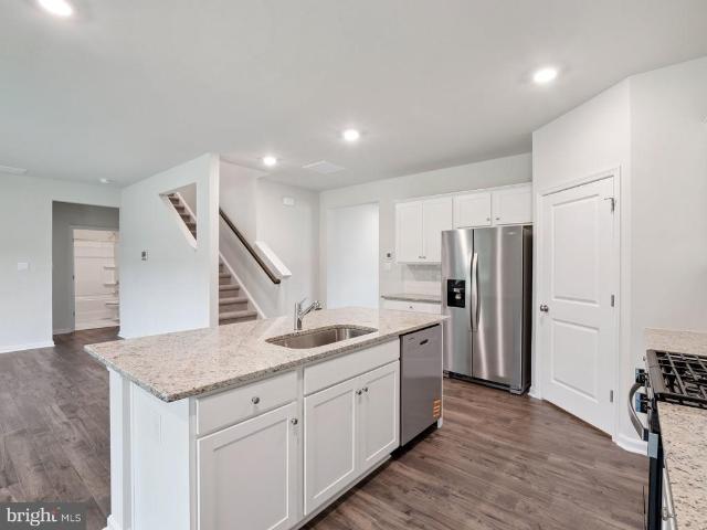 6245 Sterling Way