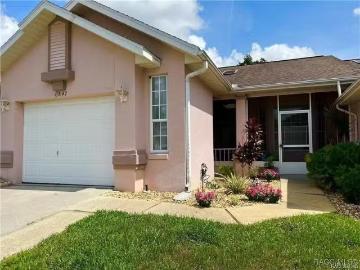 Citrus County, Florida, USA - Patio, Parking
