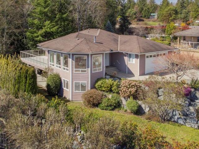6249 Baillie Road, Sechelt, BC, V7Z 0R5 Luxury House for sale | Listing ID R3107 | Royal LePage Carriage Trade Luxury Properties