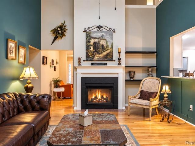 6240 Northridge Hills Drive