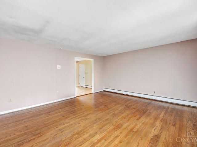 6242 Timothy Lane