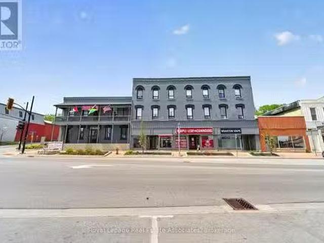 624 Berford Street, South Bruce Peninsula, ON, N0H 2T0 comme.
