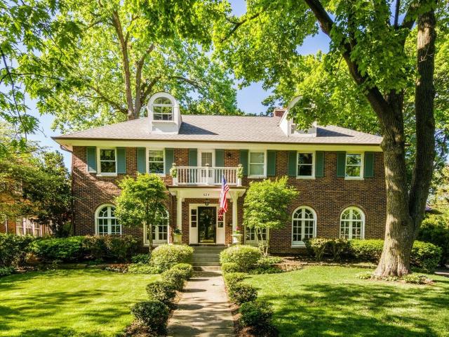 624 Elmwood Ave, Wilmette, US, IL