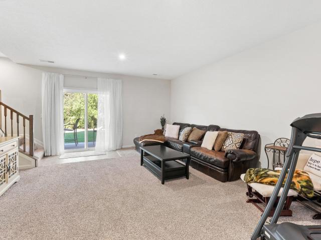 624 Morven Park Drive 6D