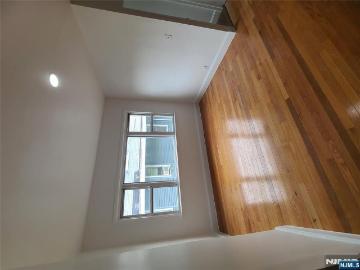 624 Madison Avenue, Elizabeth, US, NJ