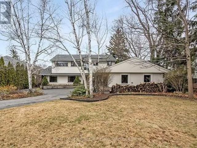 624 North Shore Boulevard E, Burlington, ON, L7T 1X2 Luxury House for sale | Listing ID W12928 | Royal LePage Carriage Trade Luxury Properties