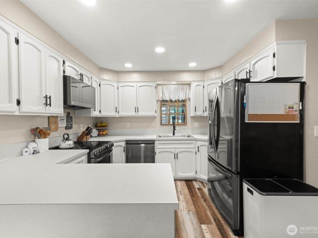 624 W Cedar Avenue