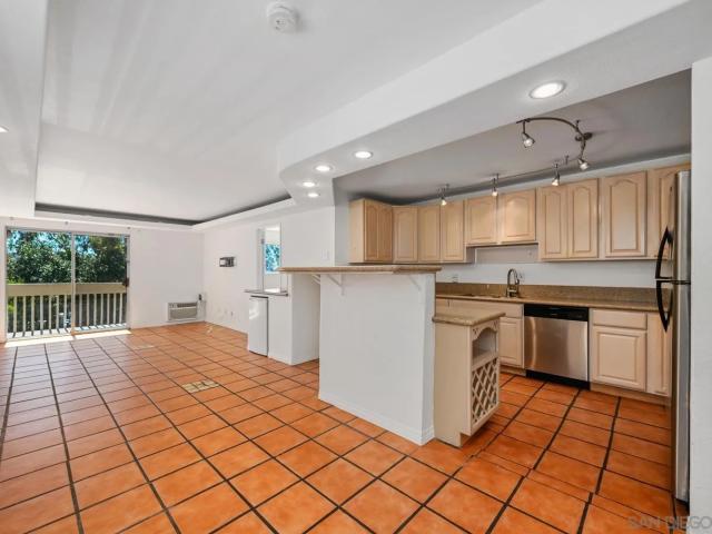 6255 Rancho Mission Rd, Unit 101, San Diego, CA 92108 | MLS #260005