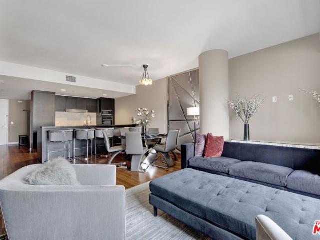 6250 Hollywood Boulevard 6F