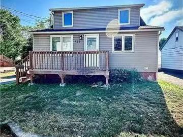 625 Charles St, Dieppe, NB, E1A 1Z5 house for sale Listing.